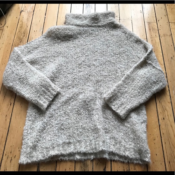 Free People Sweaters - Free people she’s all that sweater sz small